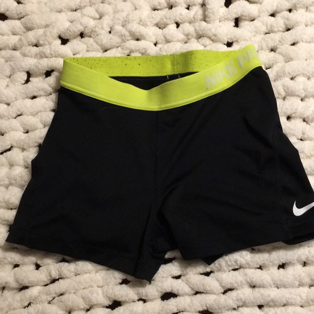 Nike crop booty shorts